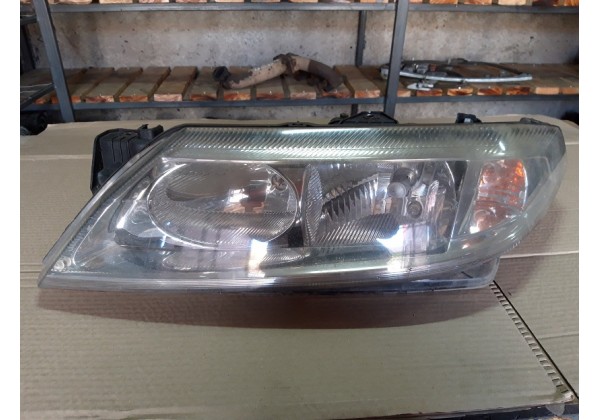 Фара передня ліва Renault Laguna II, 8200002845, 01-06